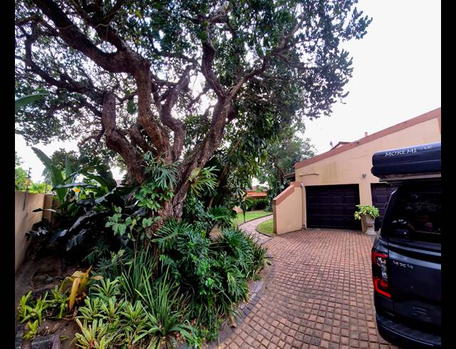 4 BEDROOM HOUSE FOR SALE IN MEER EN SEE